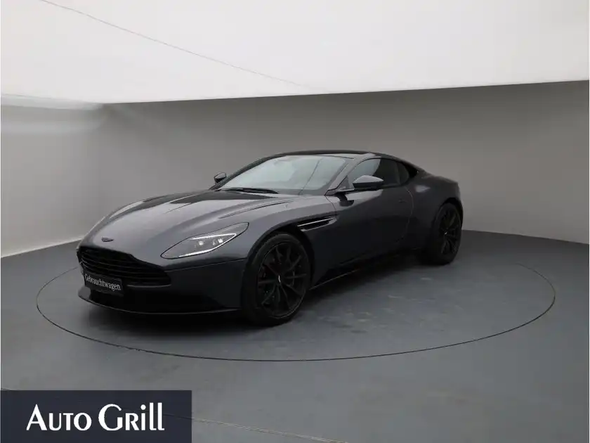 ASTON MARTIN DB11 (1/22)