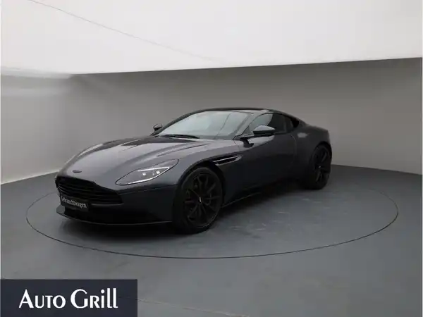 ASTON MARTIN DB11 (1/22)