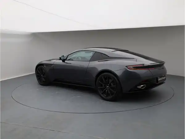 ASTON MARTIN DB11 (3/22)