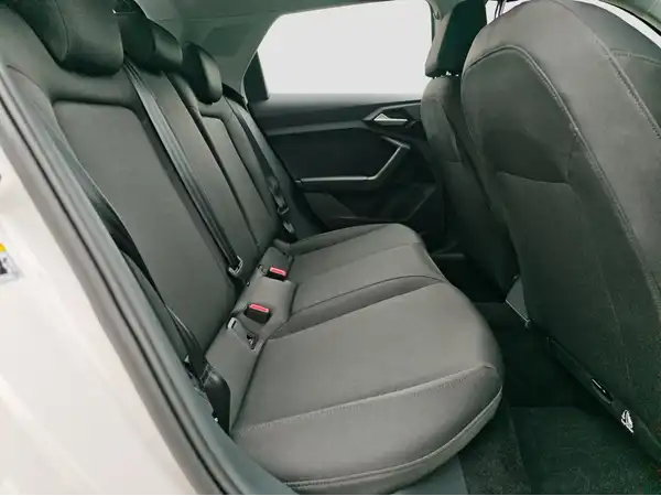 AUDI A1 SPORTBACK (15/16)