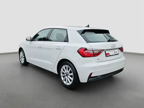 AUDI A1 SPORTBACK (7/16)