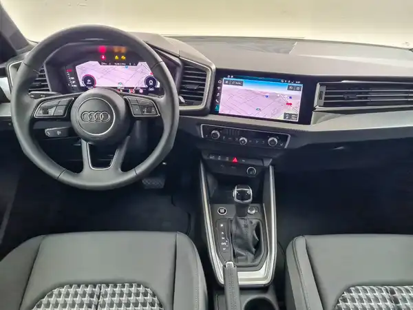 AUDI A1 SPORTBACK (11/18)