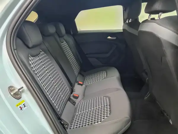 AUDI A1 SPORTBACK (16/18)