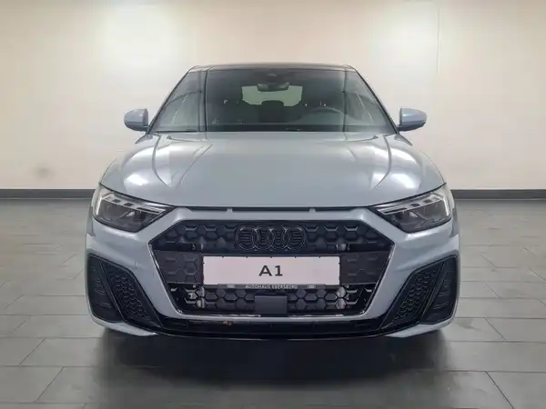 AUDI A1 SPORTBACK (3/18)