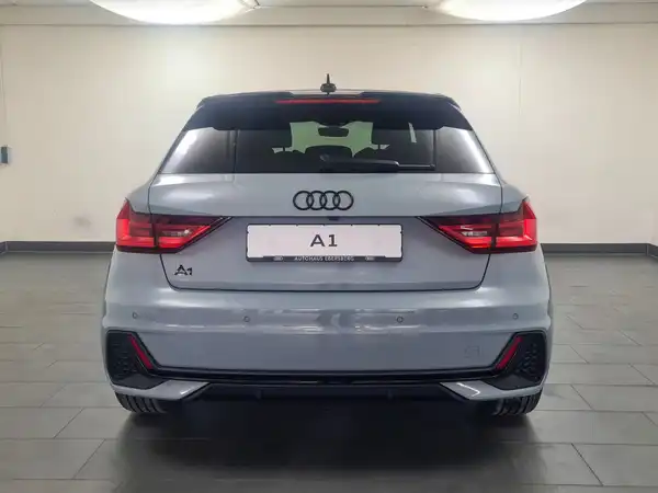 AUDI A1 SPORTBACK (6/18)