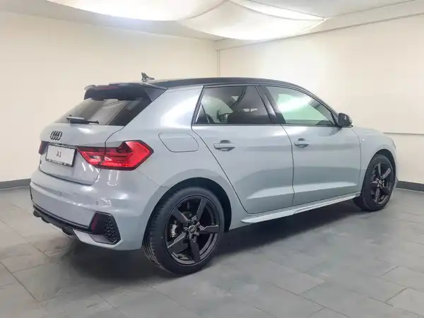 AUDI A1 SPORTBACK (7/18)