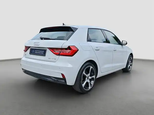 AUDI A1 SPORTBACK (5/10)