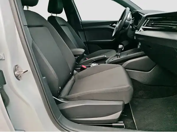 AUDI A1 SPORTBACK (8/10)