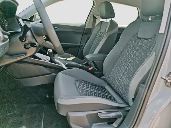 AUDI A1 SPORTBACK (8/16)