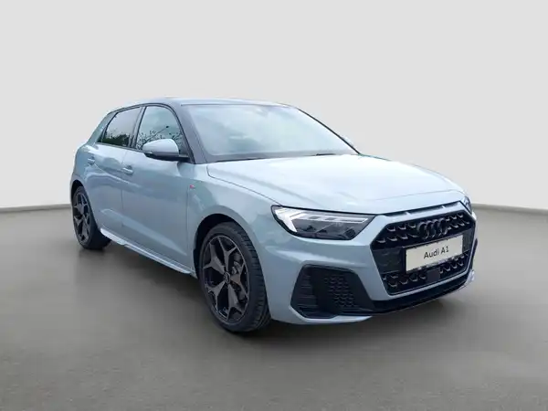 AUDI A1 SPORTBACK (4/16)