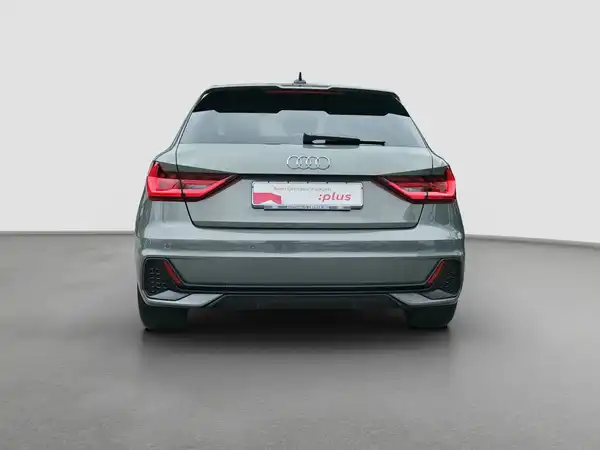 AUDI A1 SPORTBACK (6/16)