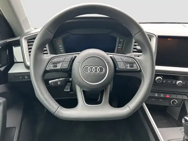 AUDI A1 SPORTBACK (11/16)