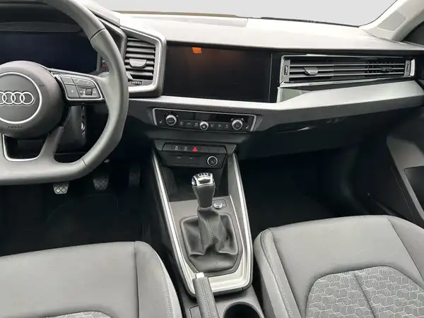 AUDI A1 SPORTBACK (12/16)