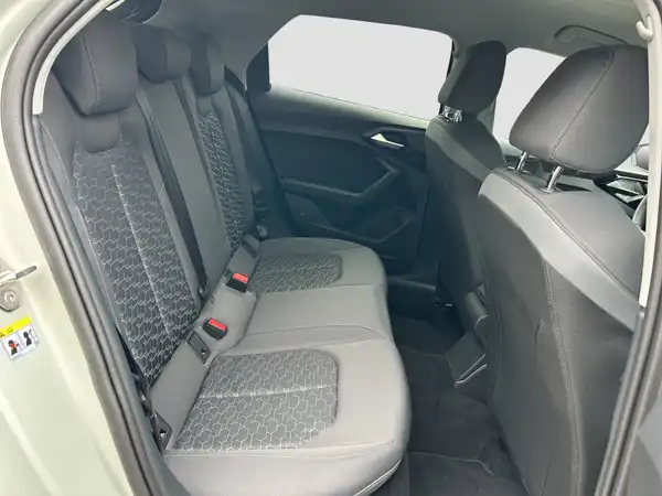 AUDI A1 SPORTBACK (15/16)
