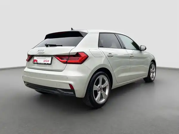AUDI A1 SPORTBACK (5/16)