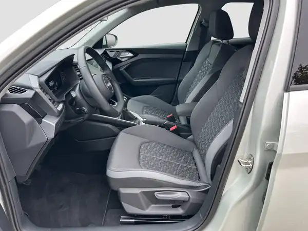 AUDI A1 SPORTBACK (8/16)
