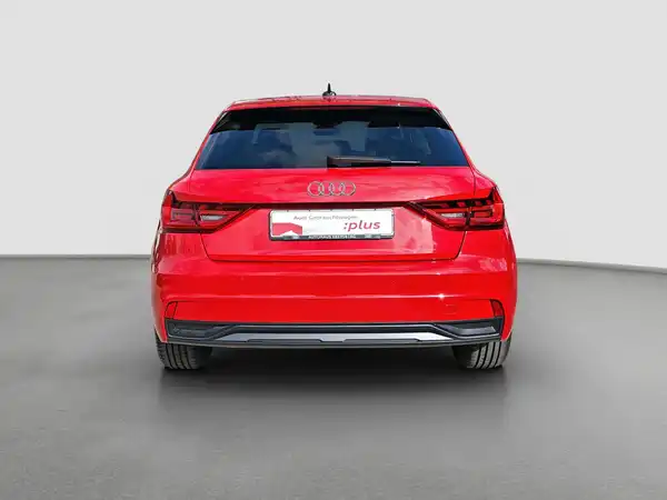 AUDI A1 SPORTBACK (6/16)