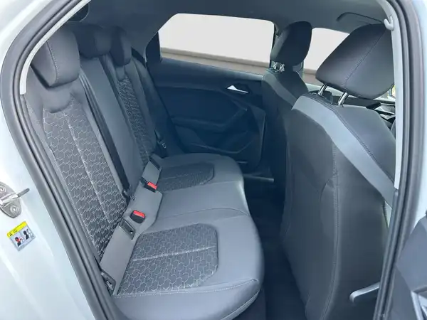 AUDI A1 SPORTBACK (15/16)