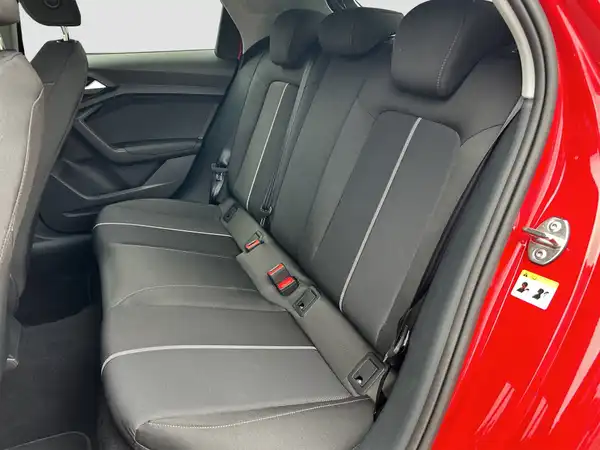 AUDI A1 SPORTBACK (9/16)