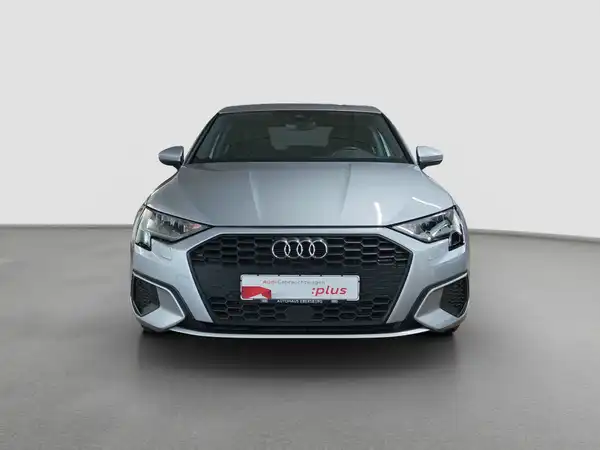 AUDI A3 LIMOUSINE (3/16)