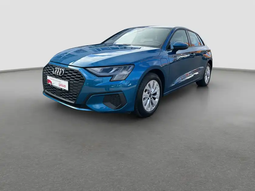 AUDI A3 SPORTBACK (1/16)