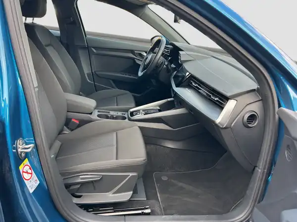 AUDI A3 SPORTBACK (14/16)