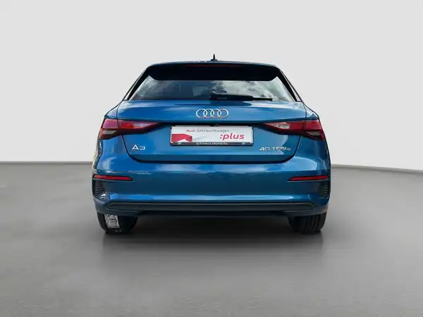 AUDI A3 SPORTBACK (6/16)