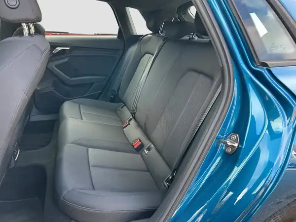 AUDI A3 SPORTBACK (9/16)