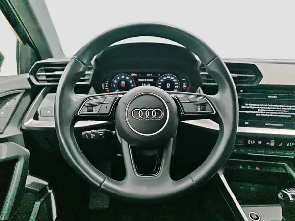AUDI A3 SPORTBACK (11/16)