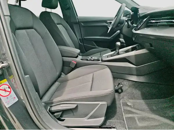 AUDI A3 SPORTBACK (14/16)