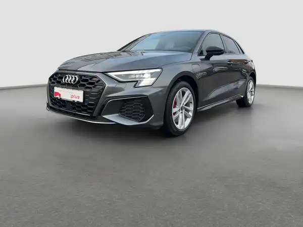 AUDI A3 SPORTBACK (1/16)