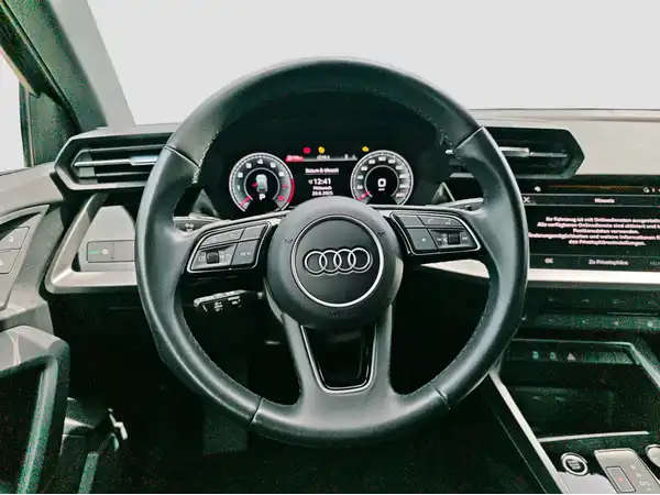 AUDI A3 SPORTBACK (11/16)