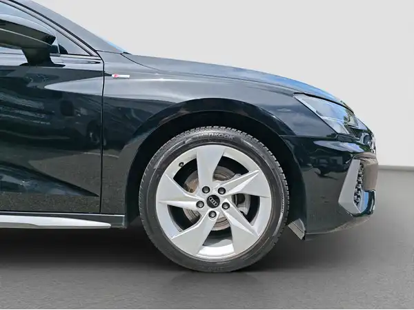 AUDI A3 SPORTBACK (16/16)