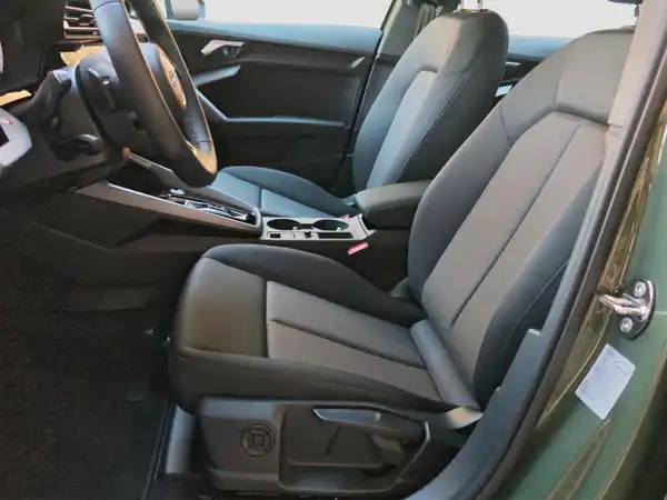 AUDI A3 SPORTBACK (8/16)