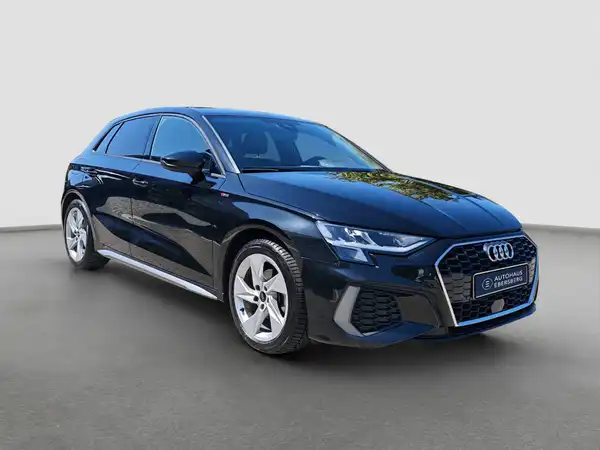 AUDI A3 SPORTBACK (4/16)
