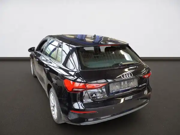 AUDI A3 SPORTBACK (4/9)