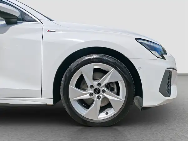 AUDI A3 SPORTBACK (16/16)
