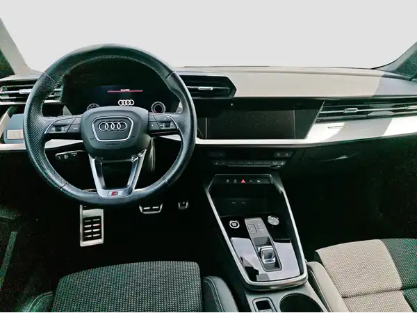 AUDI A3 SPORTBACK (10/16)