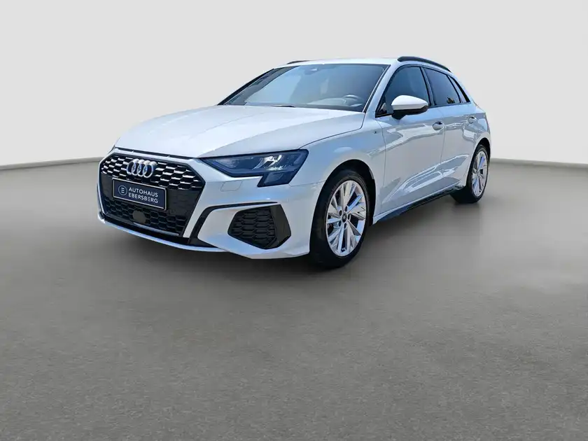 AUDI A3 SPORTBACK (1/16)