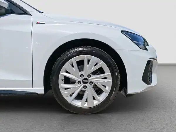 AUDI A3 SPORTBACK (16/16)