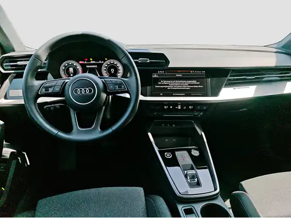 AUDI A3 SPORTBACK (10/16)