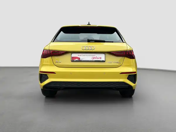 AUDI A3 SPORTBACK (6/16)
