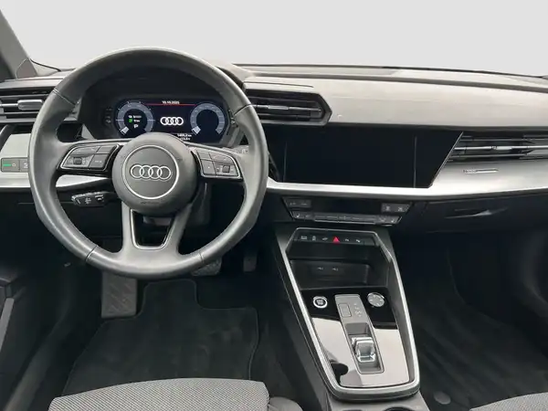 AUDI A3 SPORTBACK (10/16)