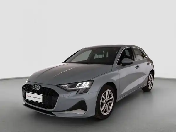 AUDI A3 SPORTBACK (1/5)