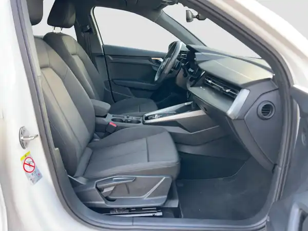 AUDI A3 SPORTBACK (14/16)