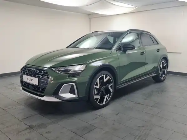 AUDI A3 ALLSTREET (1/18)