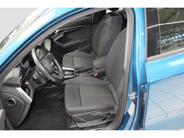 AUDI A3 LIMOUSINE (9/14)