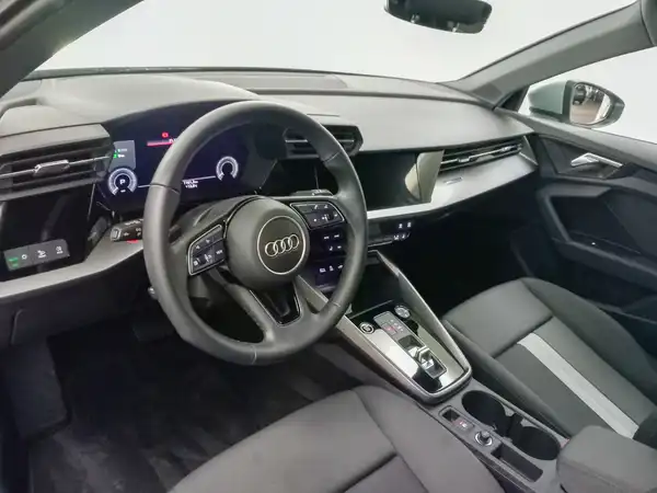 AUDI A3 SPORTBACK (9/20)
