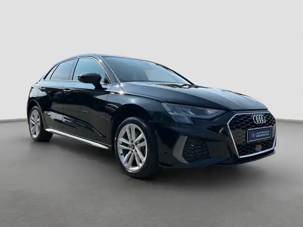 AUDI A3 SPORTBACK (4/16)