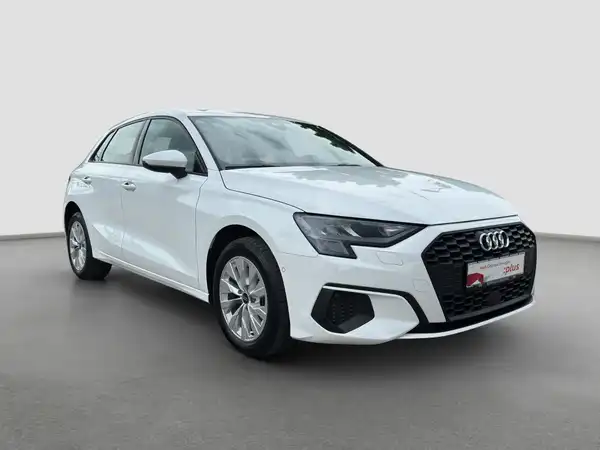 AUDI A3 SPORTBACK (4/17)